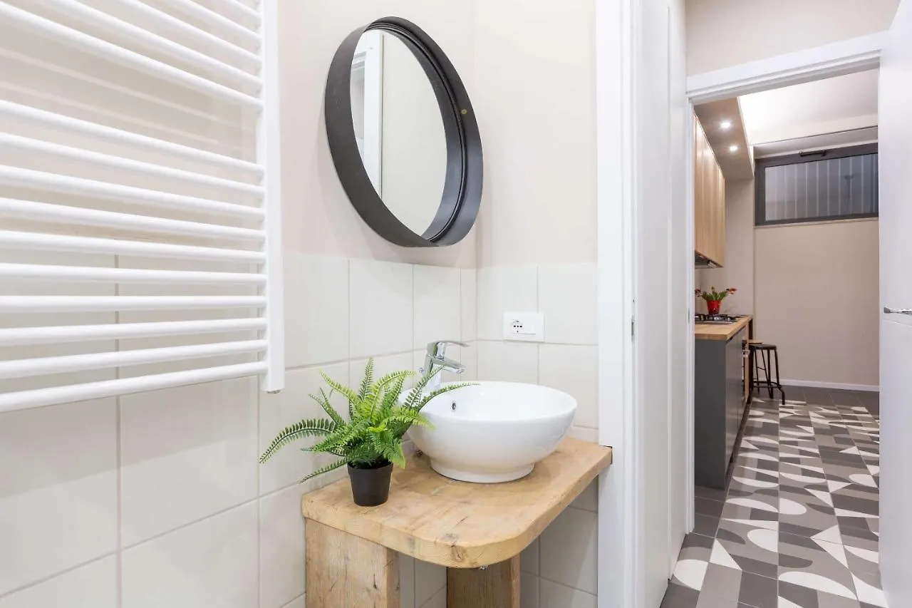 Mou43 -Loreto-Duomo- Urban House - Luxury Milan Apartment