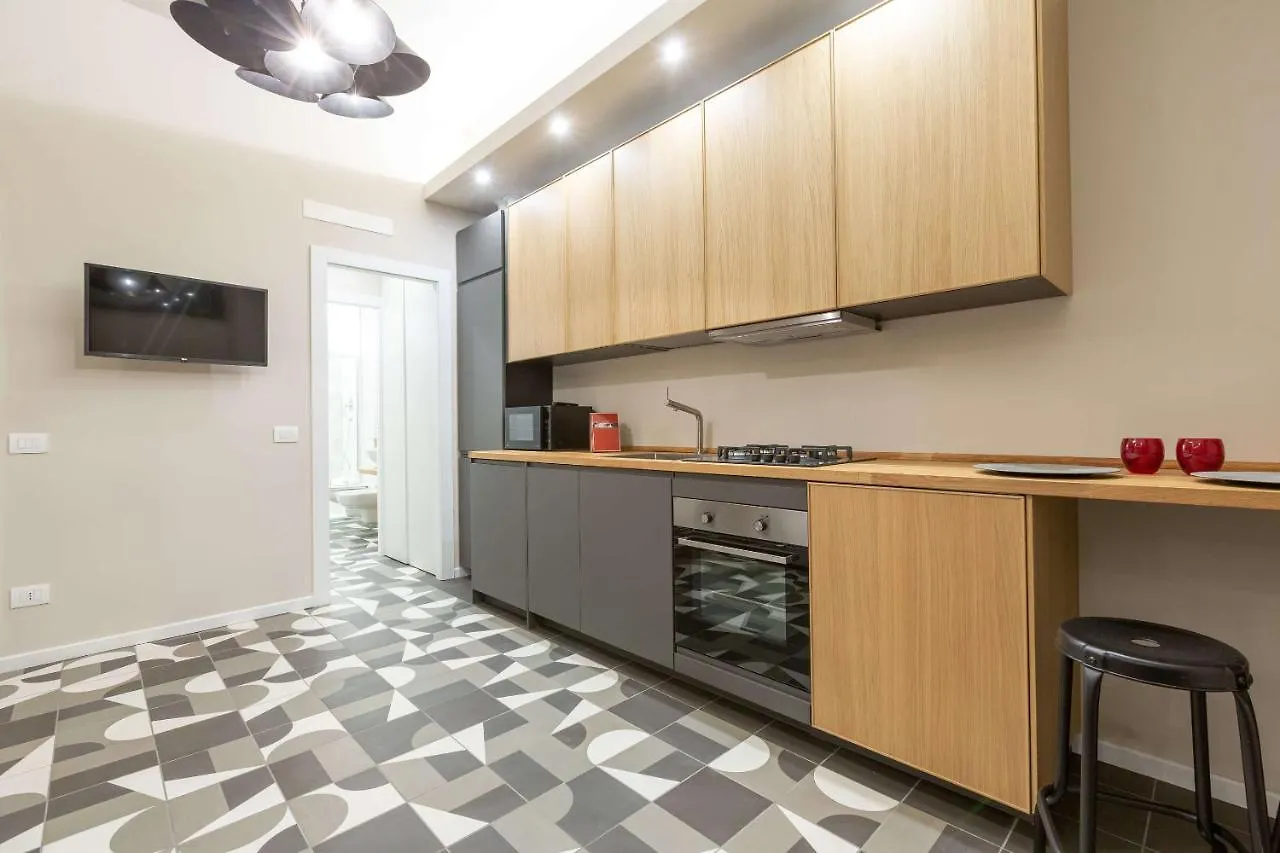 Апартаменты Mou43 -Loreto-Duomo- Urban House - Luxury Милан